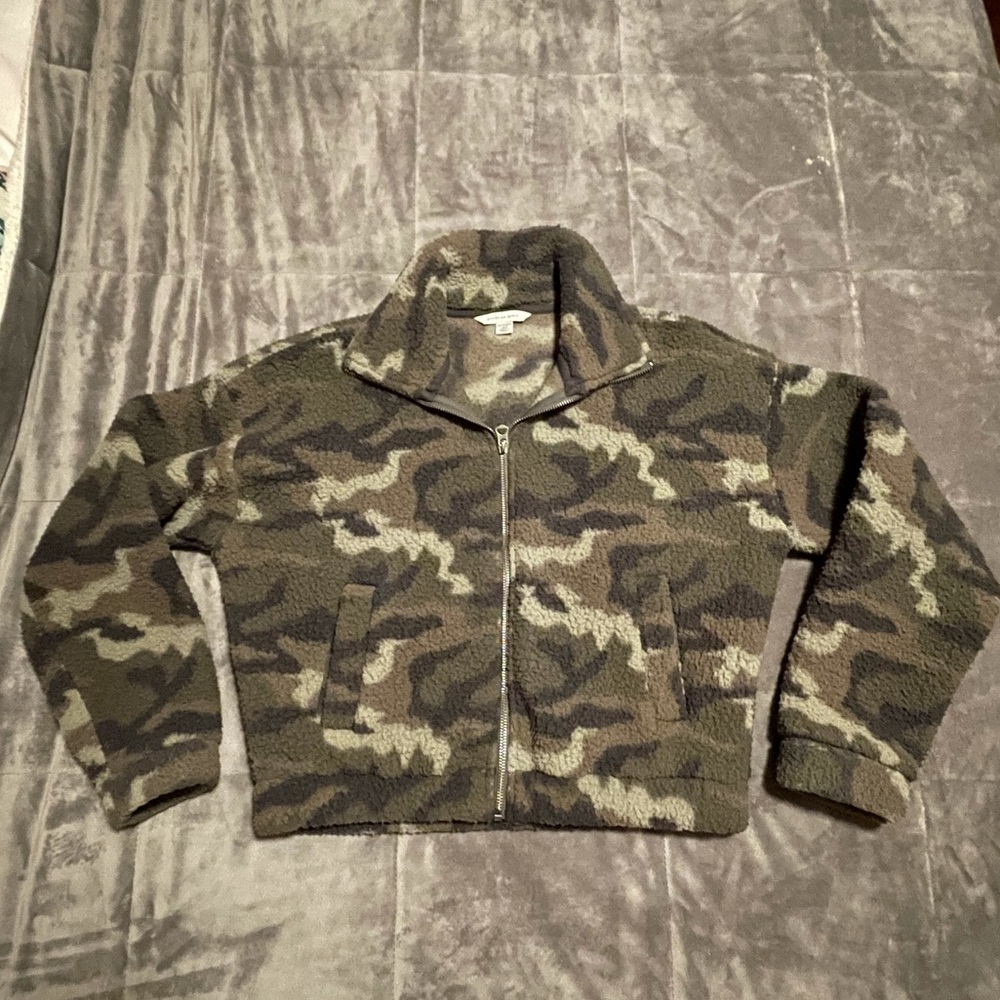Fleece cropped jacket size xs